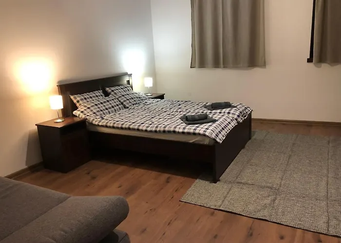 Mormota Vendeghaz דירה *