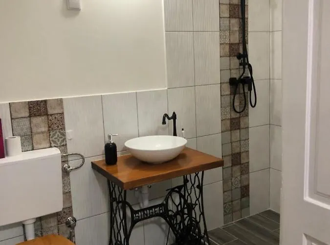 Mormota Vendeghaz * Mezőkövesd