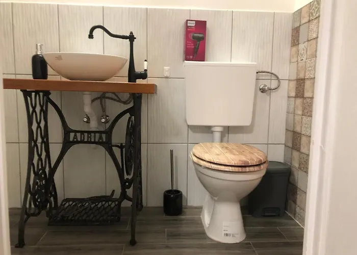 Mormota Vendeghaz * Mezőkövesd